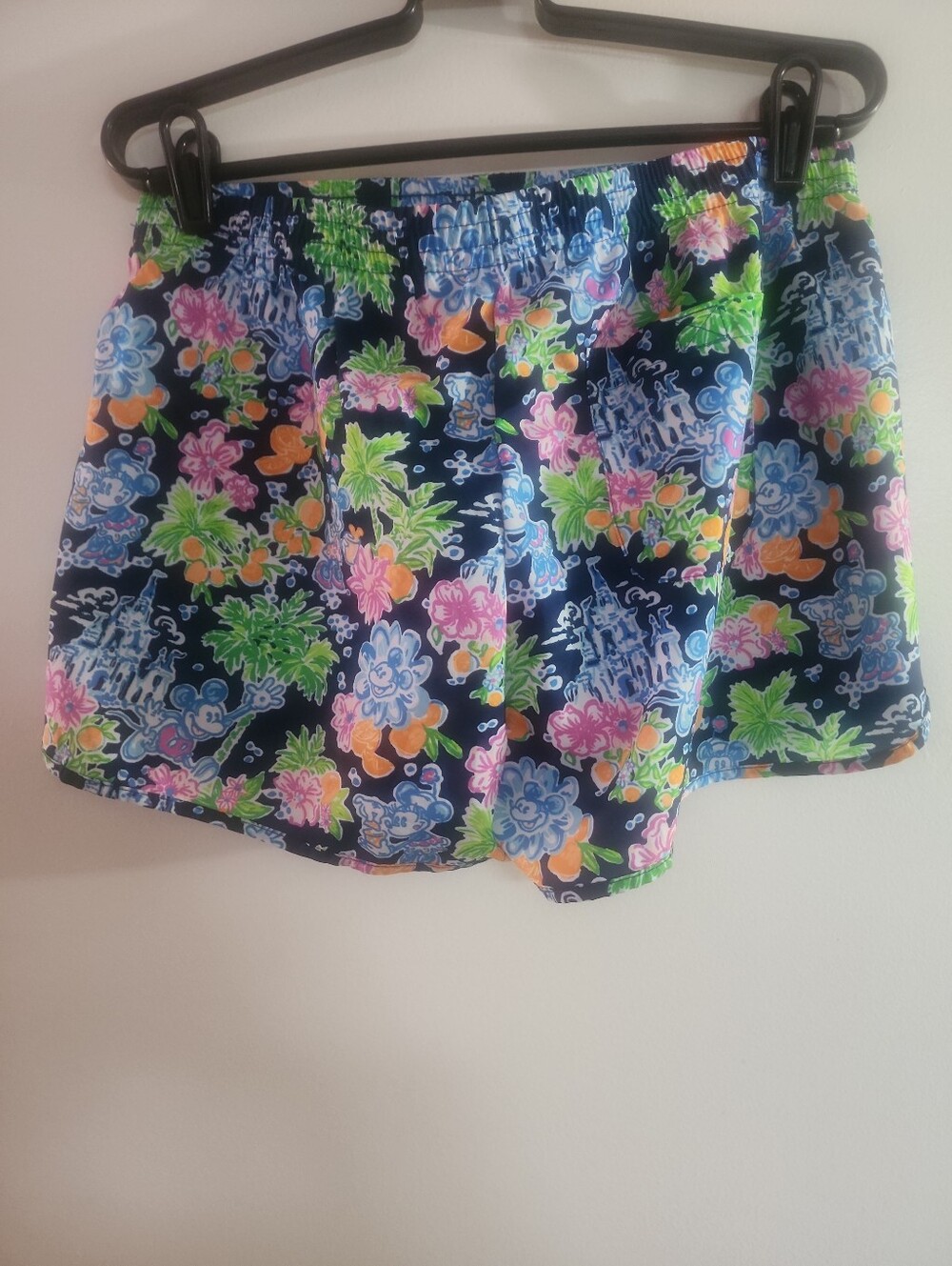 Lilly Pulitzer & Disney Ocean Trail Shorts In Aegean Navy Lilly Loves Disney - Picture 4 of 6